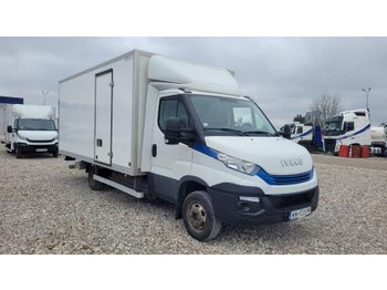 Fourgon grand volume IVECO Daily