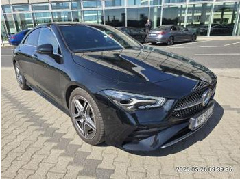 Berline MERCEDES-BENZ
