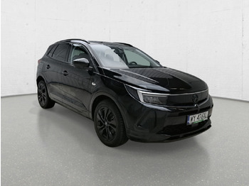 Voiture OPEL