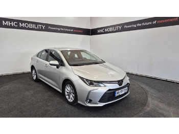 Berline TOYOTA