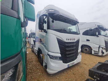 Tracteur routier IVECO