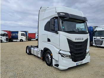 Tracteur routier IVECO