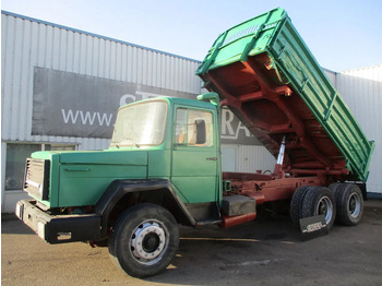 Camion benne IVECO Magirus