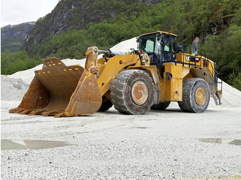 Chargeuse sur pneus CATERPILLAR 988K