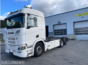 Châssis cabine SCANIA R 580