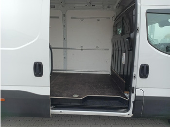 Fourgon utilitaire IVECO Daily 35C16A8V: photos 2