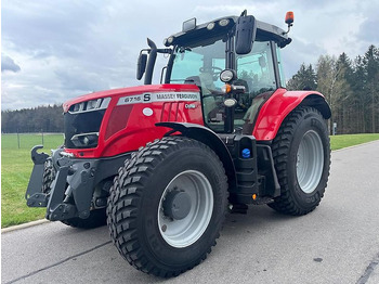 Tracteur agricole MASSEY FERGUSON 6716