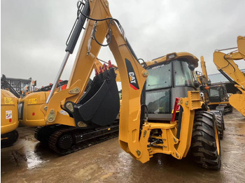Tractopelle CATERPILLAR 420F2