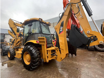 Tractopelle CATERPILLAR 420F