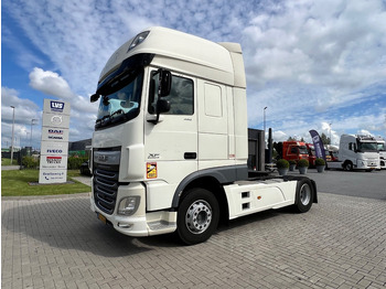 Tracteur routier DAF XF 460