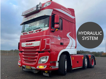 Tracteur routier DAF XF 530