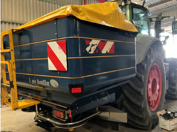 Distributeur d'engrais BOGBALLE