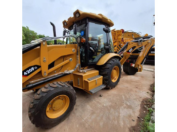 Tractopelle CATERPILLAR 420F