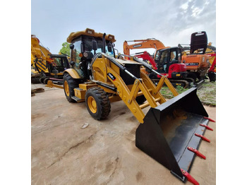 Tractopelle CAT 420F Backhoe Loader: photos 2 Tractopelle CAT 420F Backhoe Loader: photos 2