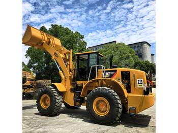 Chargeuse sur pneus CATERPILLAR 966H