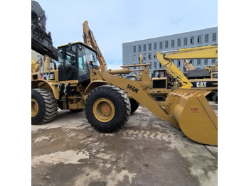 Chargeuse sur pneus CATERPILLAR 966H