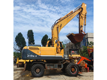 Pelle sur pneus Hyundai 210w-9 wheel excavator: photos 2