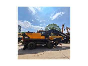 Pelle sur pneus Hyundai 210w-9 wheel excavator: photos 2