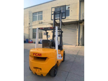 Chariot élévateur diesel TCM FD30 Forklift: photos 3