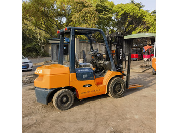 Chariot élévateur diesel Toyota FD30 Forklift: photos 3