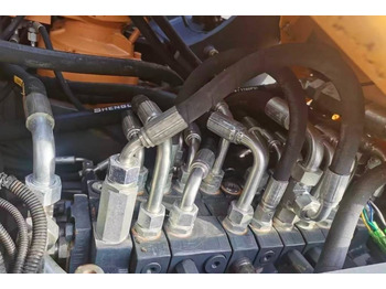 Pelle sur pneus 新源 75: photos 2