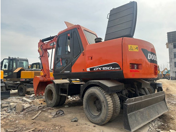 Pelle sur pneus DOOSAN DH150W-7