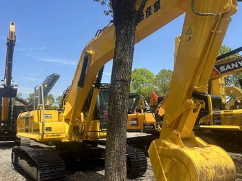 Pelle sur chenille KOMATSU PC240LC-8