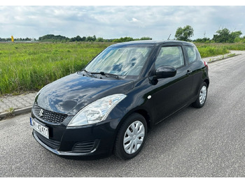 Voiture à hayon SUZUKI