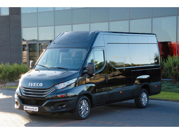 Fourgon utilitaire IVECO Daily