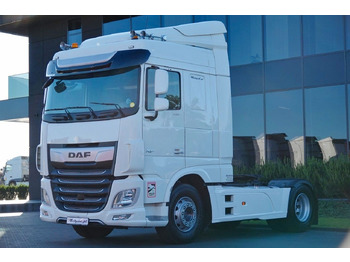 Tracteur routier DAF XF 530