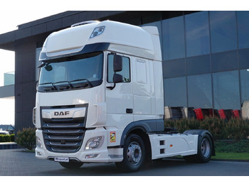 Tracteur routier DAF XF 530