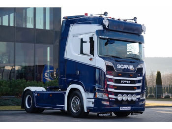 Tracteur routier SCANIA S 580
