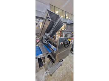 Matériel de boulangerie Rondo Laminazione pastry sheeting line: photos 4 Matériel de boulangerie Rondo Laminazione pastry sheeting line: photos 4