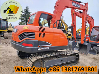Mini pelle DOOSAN DX80