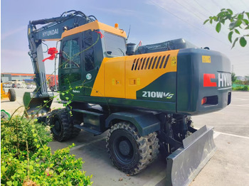 Pelle sur pneus HYUNDAI