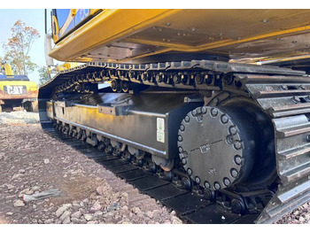 Pelle sur chenille Komatsu PC 210 LC-8: photos 3