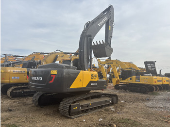 Pelle sur chenille Volvo EC 240: photos 2