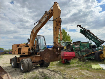 Pelle sur pneus Case 588-P: photos 2