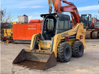 Gehl R 260  en crédit-bail Gehl R 260: photos 1