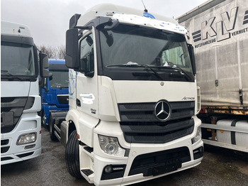 Tracteur routier Mercedes-Benz 1842 LS Actros 1-Hand: photos 3