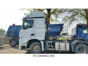Tracteur routier MERCEDES-BENZ Actros 1840