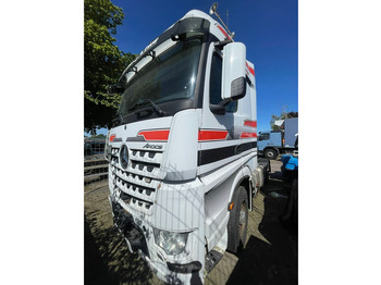 Tracteur routier MERCEDES-BENZ