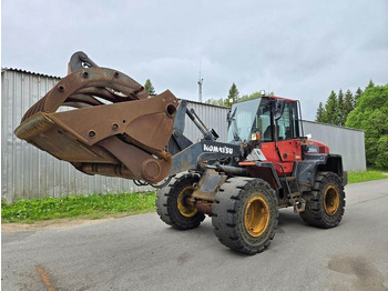 Chargeuse sur pneus KOMATSU WA200