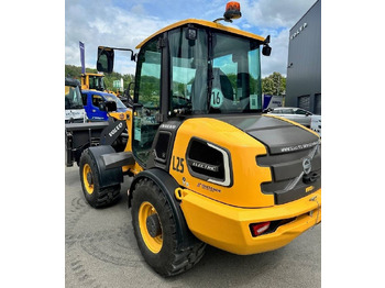 Chargeuse sur pneus Volvo L 25 Electric: photos 5 Chargeuse sur pneus Volvo L 25 Electric: photos 5
