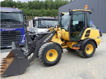 Chargeuse sur pneus VOLVO L25F