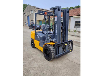 Chariot élévateur KOMATSU