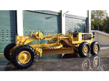 Niveleuse CATERPILLAR 12F