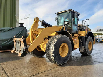Chargeuse sur pneus CATERPILLAR 966M
