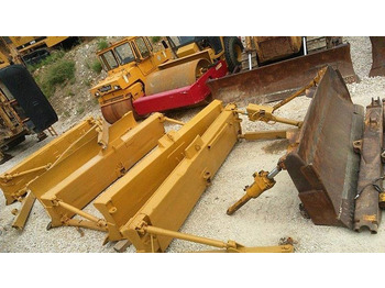 Lame pour Engins de chantier CAT D7E, D7F, D7G: photos 3