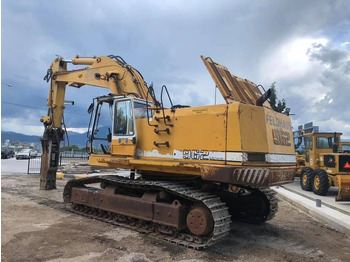 Pelle sur chenille LIEBHERR